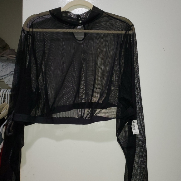 torrid Tops - NWT Torrid Cropped Sheer Blouse Plus Size 5x Black